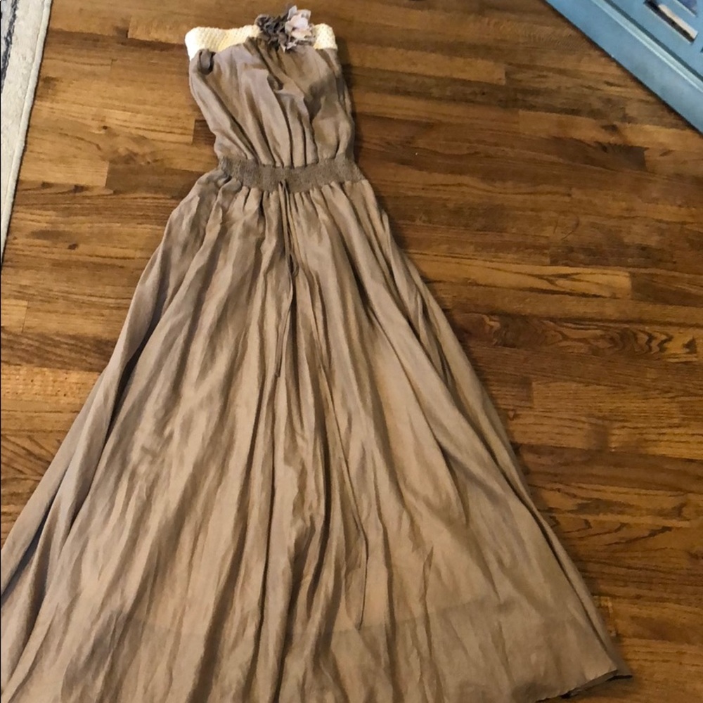 Strapless flowey summer dress